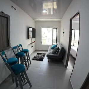 Apartamento 300 Dotado Cerca A Heroes, Bogotá